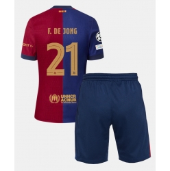 Strój piłkarski Barcelona Frenkie de Jong #21 Koszulka Podstawowej dziecięce 2024-25 Krótki Rękaw (+ Krótkie spodenki)