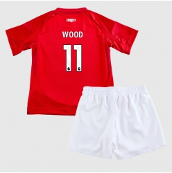 Strój piłkarski Nottingham Forest Chris Wood #11 Koszulka Podstawowej dziecięce 2024-25 Krótki Rękaw (+ Krótkie spodenki)